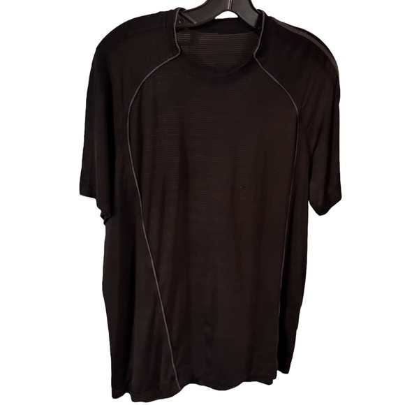 Men’s Lululemon Black Performance Tee Shirt Size Large - Picture 1 of 9